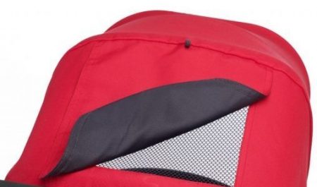 UPPAbaby CRUZ - Mesh viewing window with magnetic closure UPPAbaby CRUZ - Mesh viewing window with magnetic closure