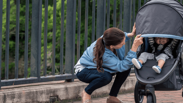 Britax B-Free - full protection from the sun Britax B-Free Extendable Canopy