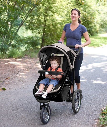 Graco FastAction Fold Jogging Stroller Graco FastAction Fold Jogging Stroller is perfect choice for parents who like all-terrain walks and jog once in a while