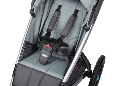 Thule Urban Glide - Seat padding Thule Urban Glide has super soft seat padding. The harness (even the waist straps) also has nicely padded covers.
