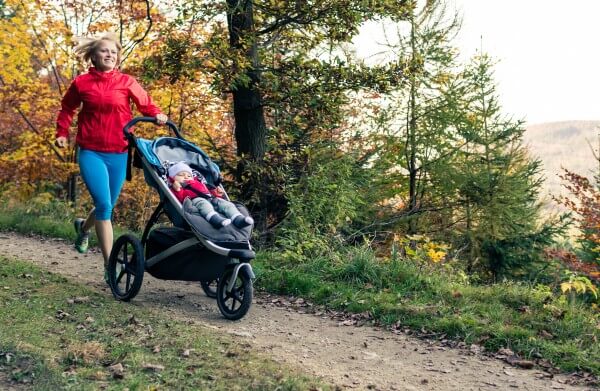 Jogging with Thule Urban Glide in woods