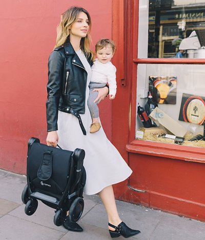 Ergobaby Metro weighs a little under 14 lbs so it's very easy to carry