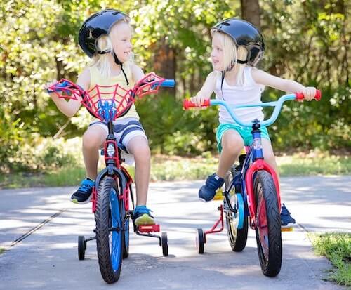 Training wheels - kids bike with stabilisers