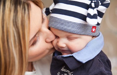 Benefits of kissing the baby