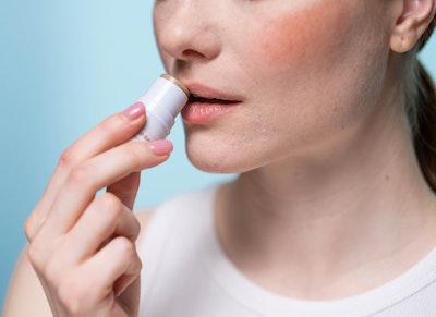 How to prevent chapped lips in pregnancy how to prevent chapped lips pregnancy