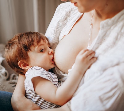 Can You Still Breastfeed If Your Nipples Are Bleeding? Can You Still Breastfeed If Your Nipples Are Bleeding?